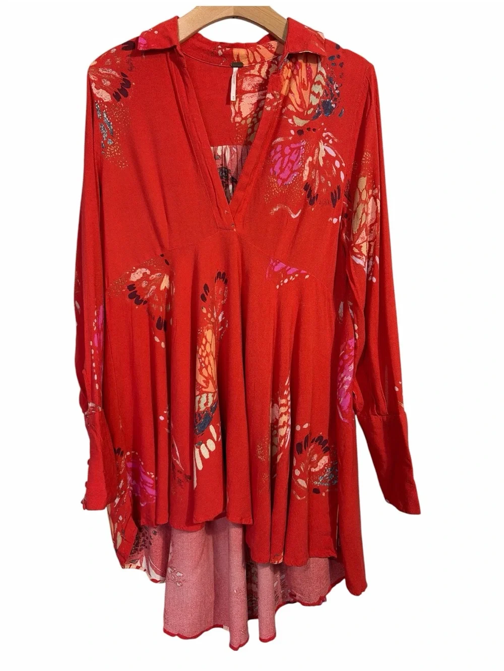 Free People Field of Butterflies Tunic With a Hi-Low Hemline Size Medium
